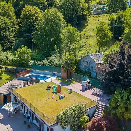 빌라 Villa Perla Schignano *